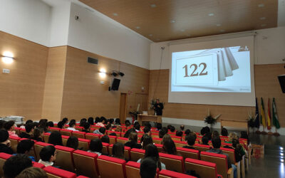 Charla “Hablando en plata” del escritor Miguel Sosa