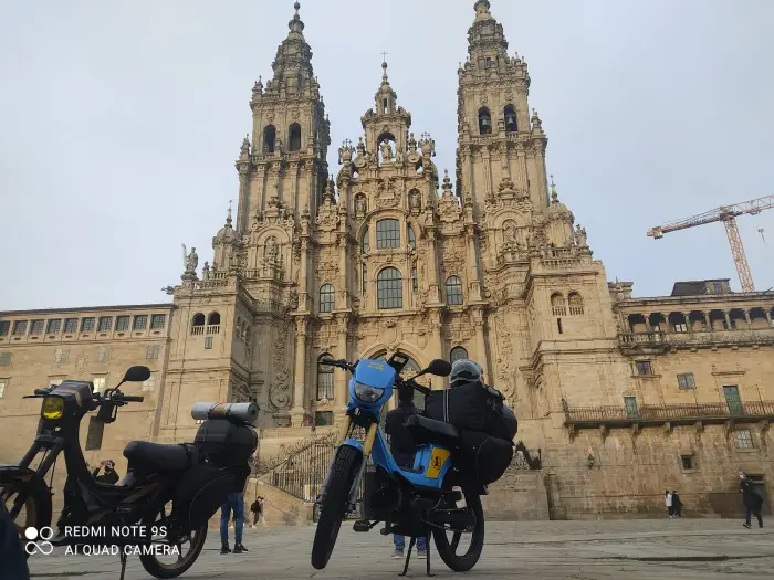 Derbi Variant de Colgados en Santiago de Compostela