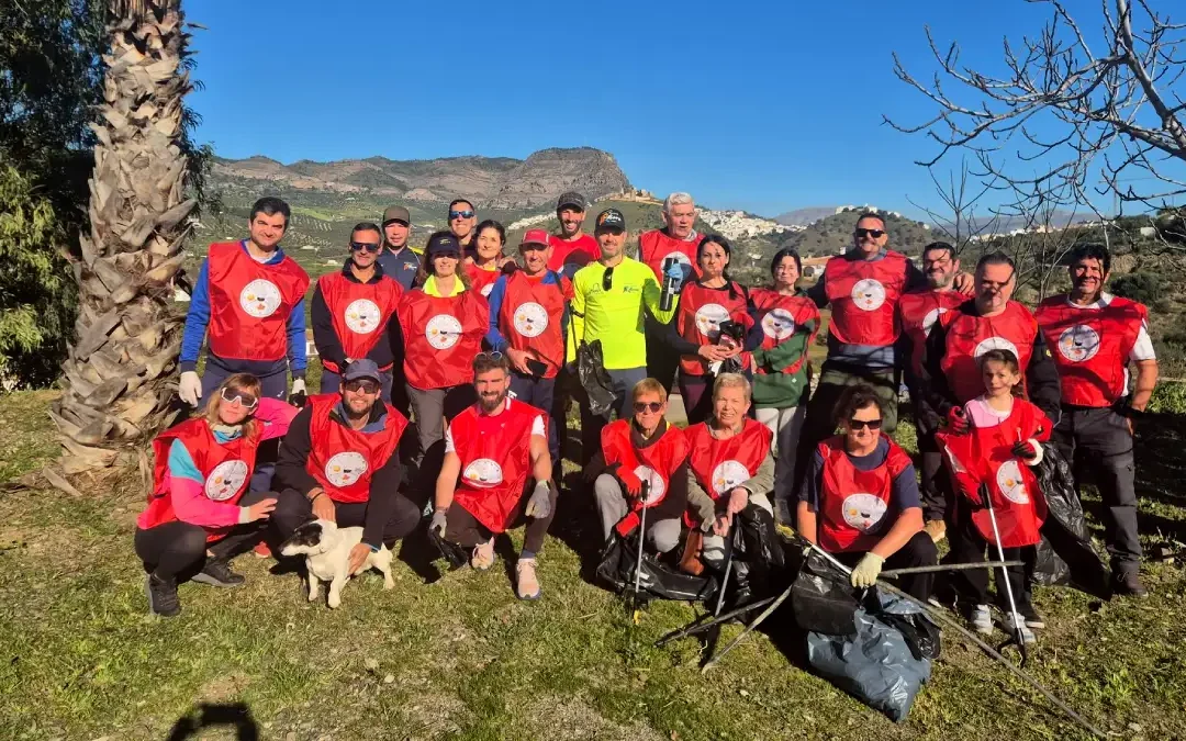 Proyecto Cuatro Estaciones recoge tonelada de basura