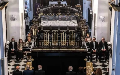 Bendición del nuevo trono para el Santo Entierro de la Vera+Cruz en Almogía