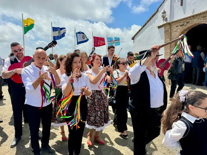 Verdiales en la Ermita de las Tres Cruces