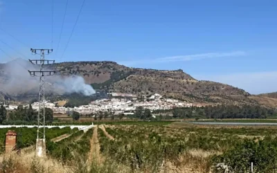 Incendio forestal controlado en Pizarra tras rápida intervención