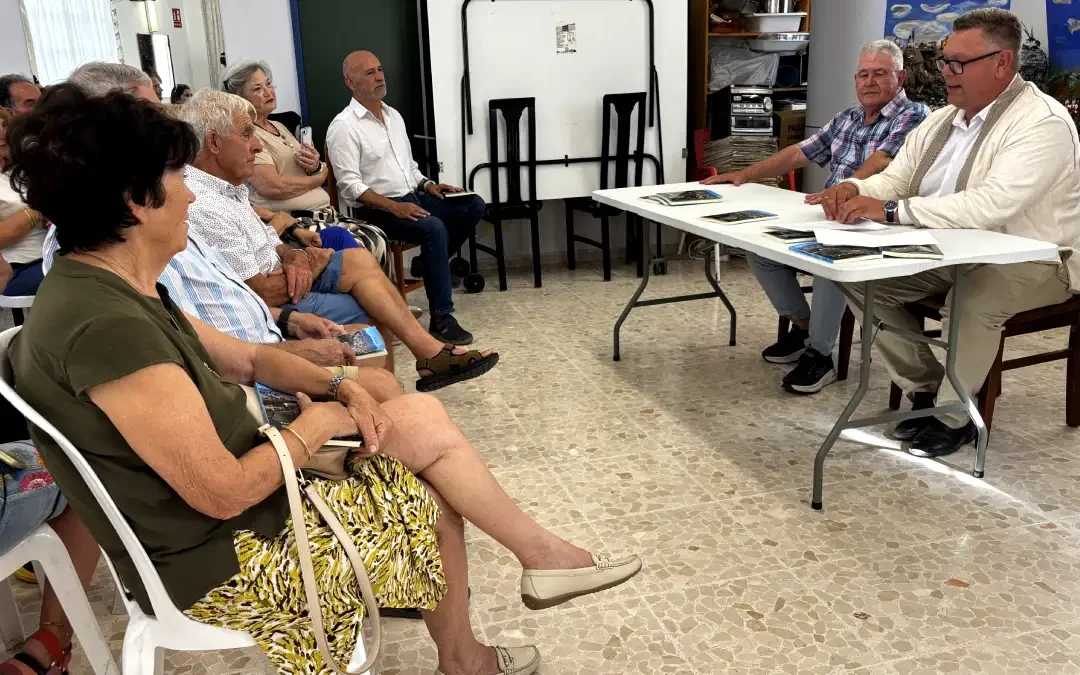 José Díaz Oliva presenta Periplo por Andalucía en Pueblo Cortijo