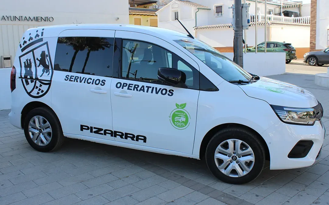 Pizarra incorpora tres vehículos eléctricos a su parque municipal