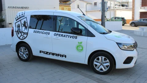 Pizarra incorpora tres vehículos eléctricos a su parque municipal
